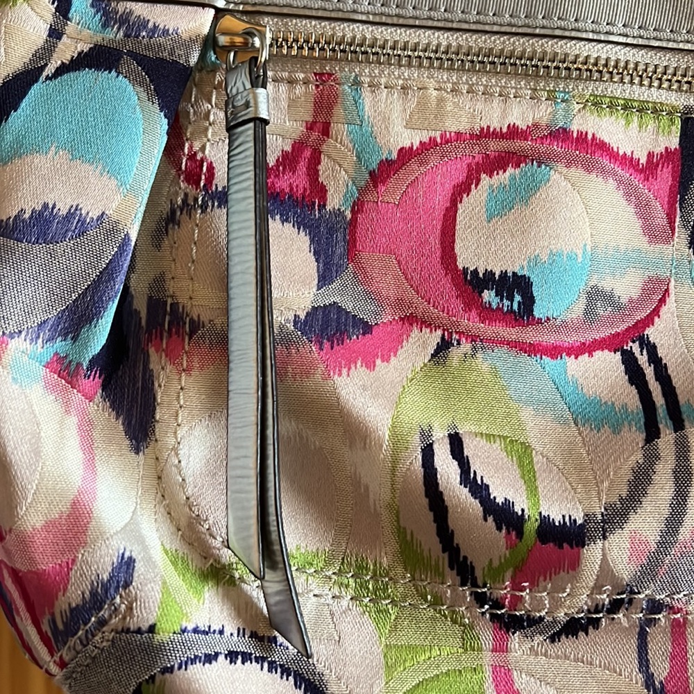 Coach IKAT Poppy Purse - Picture 2 of 7